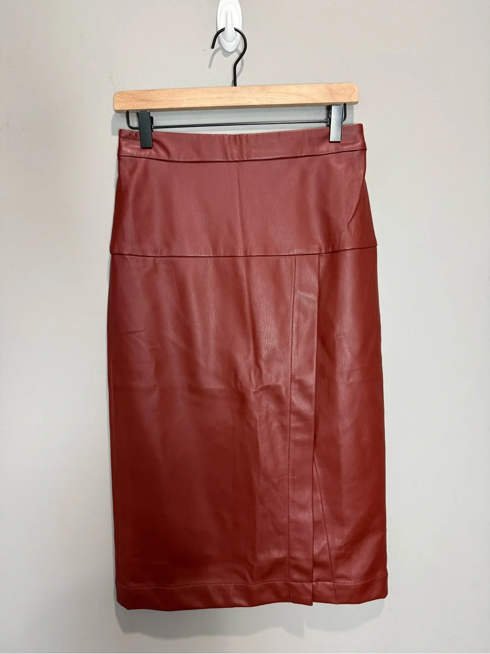 Anthropologie Faux Leather Midi Pencil Skirt Rust Burgundy Size 8